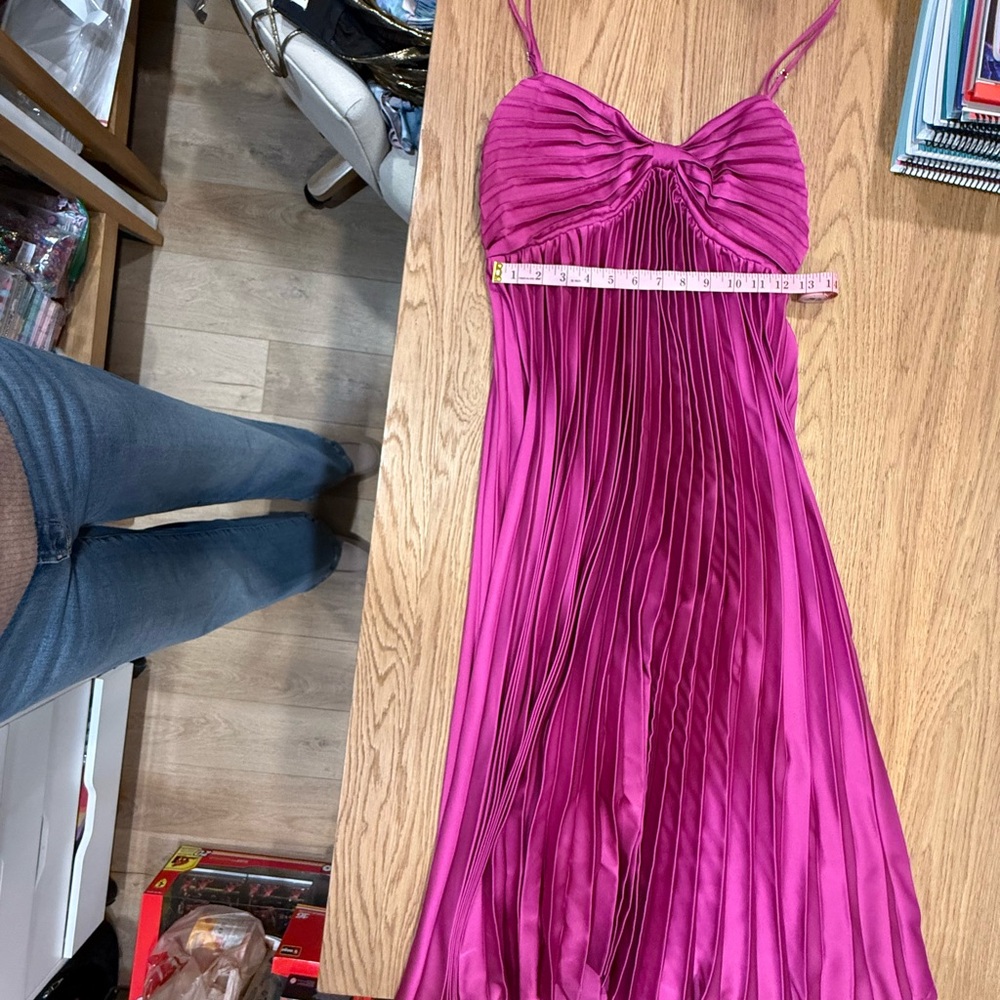 Petal & Pup Strapless Fuchsia Pleated Dress Size 10 Adjustable Shoulder Straps